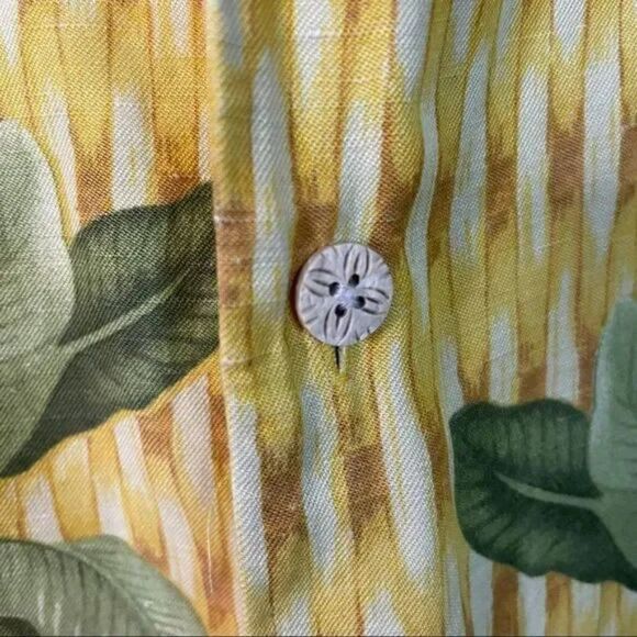 Tommy Bahama Linen Silk Floral Basketweave Hawaiian Aloha Shirt - Picture 3 of 5